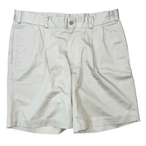 Bill Khakis Shorts Men’s Size 36 Tan Khaki Casual Pleated